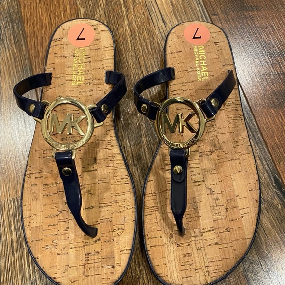 Michael Kors Dark Blue Sandals with Gold Emblem size 7 - Picture 1 of 2